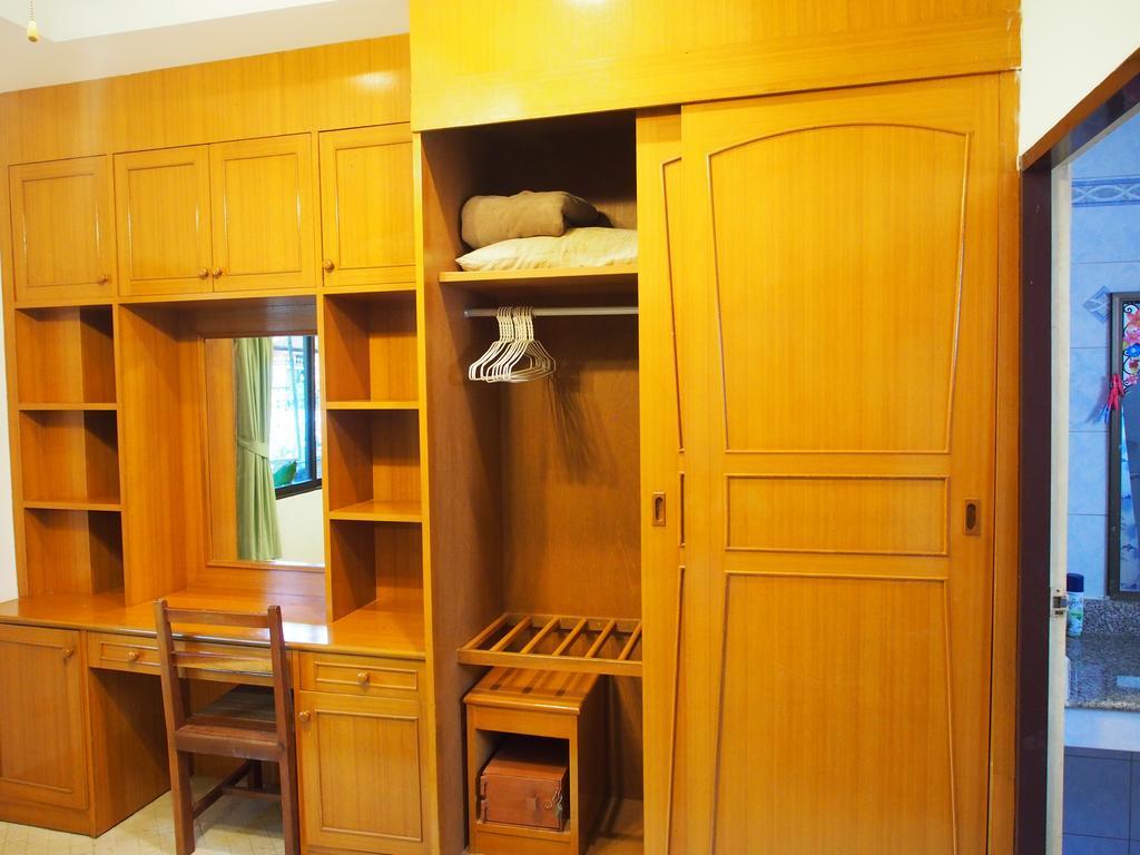 Waree'S Guesthouse Kata Beach  Zewnętrze zdjęcie