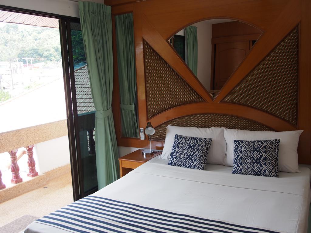 Waree'S Guesthouse Kata Beach  Zewnętrze zdjęcie
