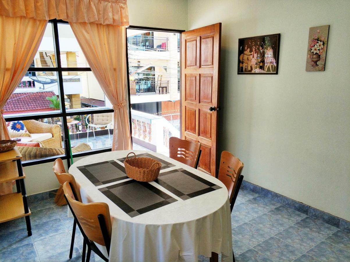 Waree'S Guesthouse Kata Beach  Zewnętrze zdjęcie