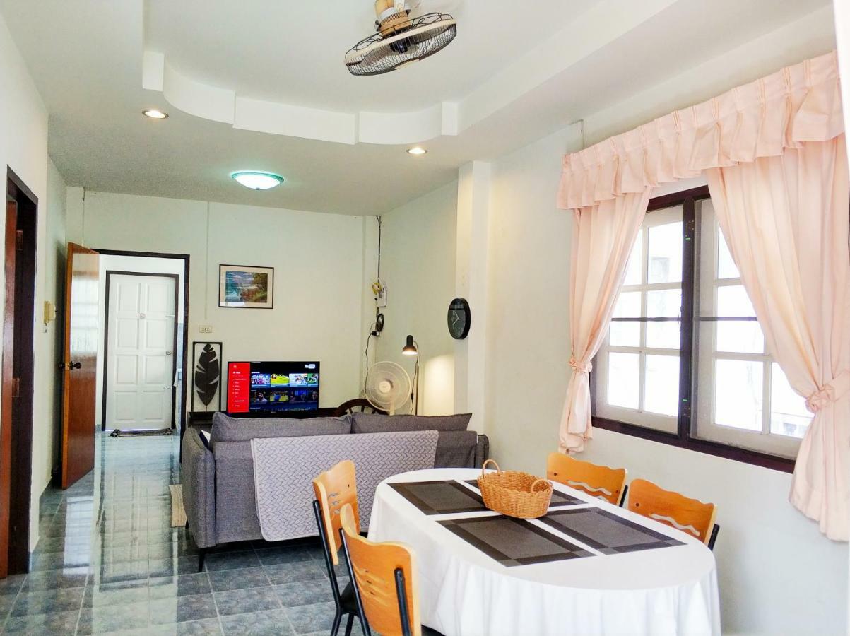 Waree'S Guesthouse Kata Beach  Zewnętrze zdjęcie